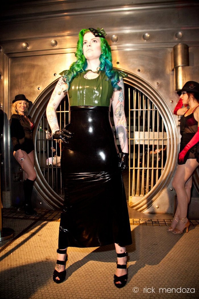Keyhole Gown, latex, view 2 of 2