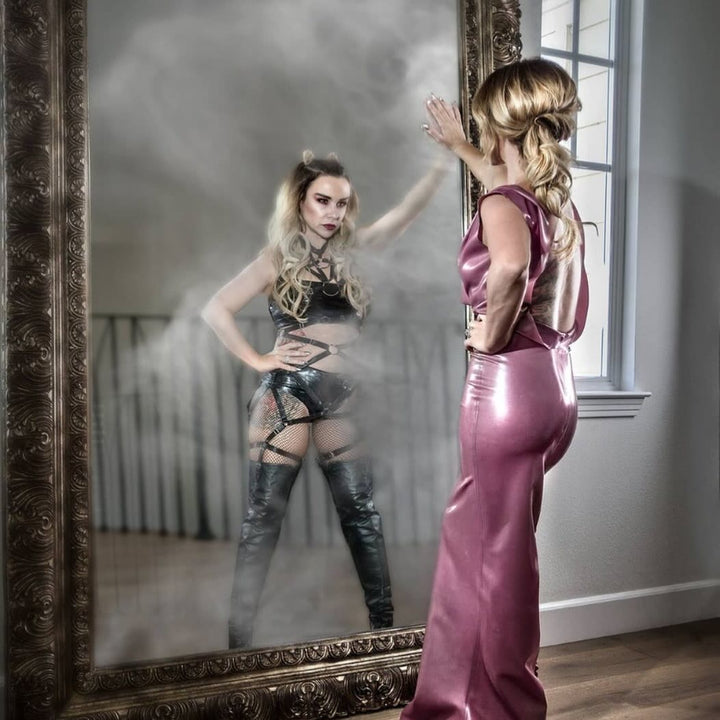 Roulette Gown. Photograph by Dan Santoni.
